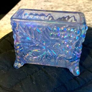 Boyd glass card holder